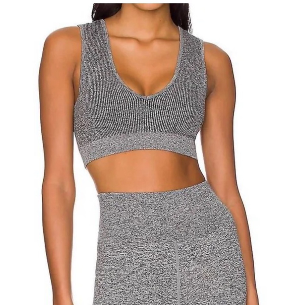 Gray Ribbed Crop Top - Picture 4 of 11